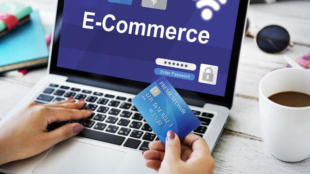 e-commerce, <a href='https://fr.freepik.com/photos/carte'>Carte photo créé par rawpixel.com - fr.freepik.com</a>